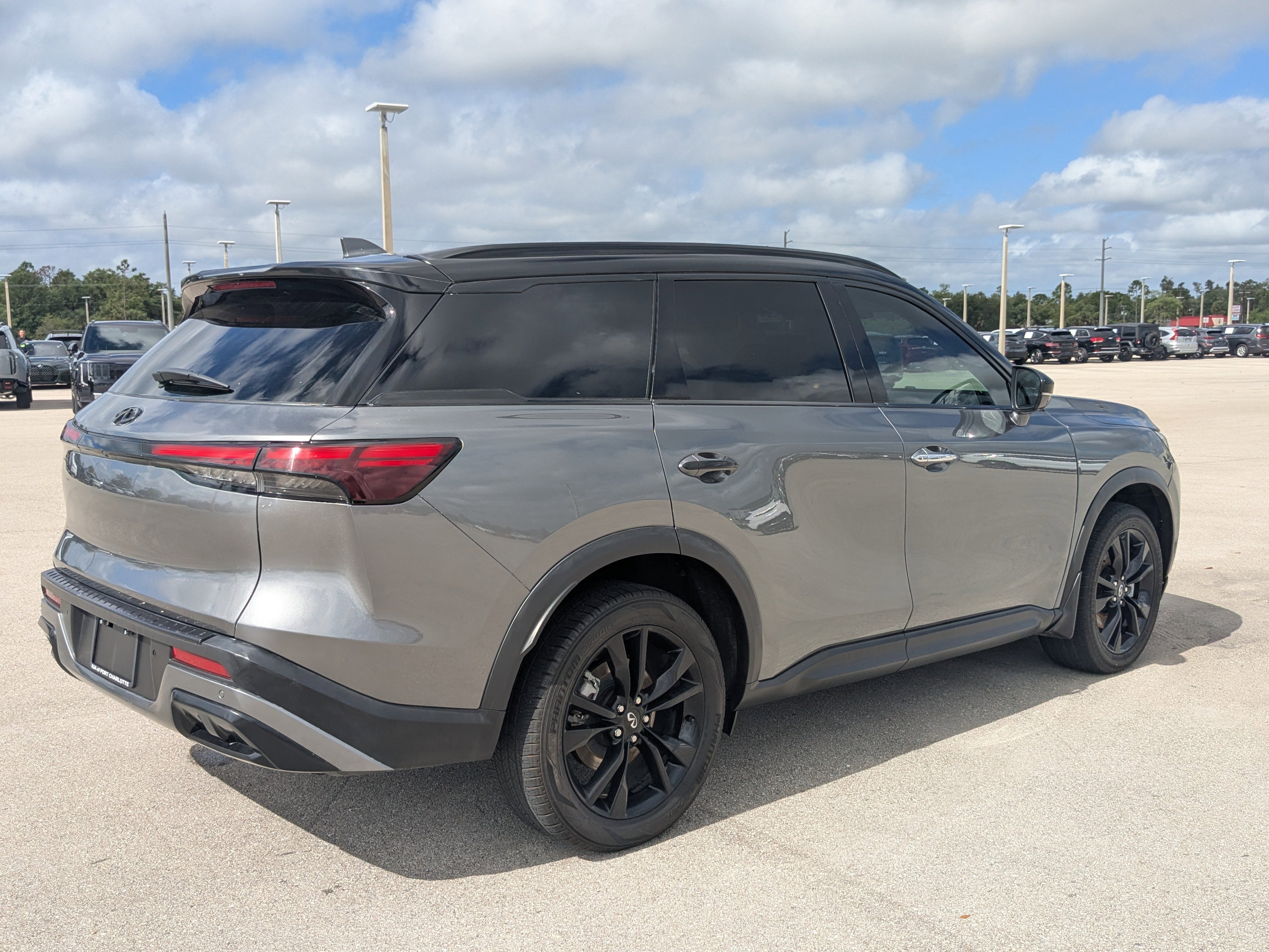 Used 2023 INFINITI QX60 Luxe w/ Cargo Package image 5