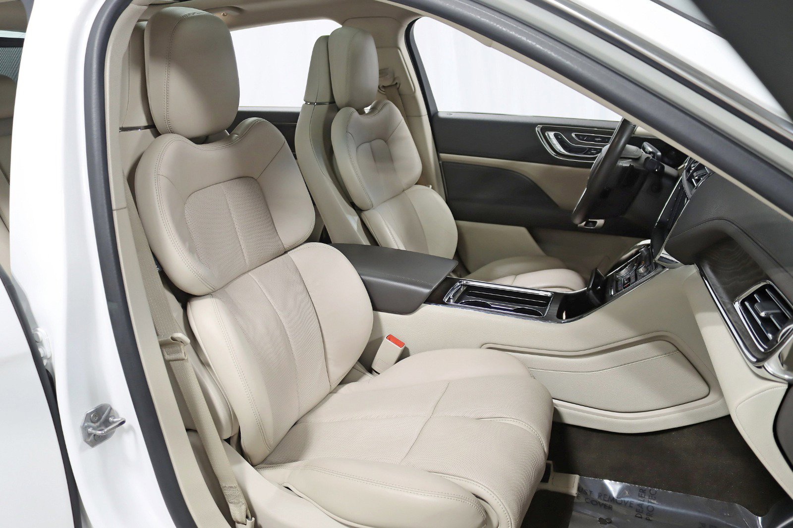 Used 2020 Lincoln Continental Reserve image 29