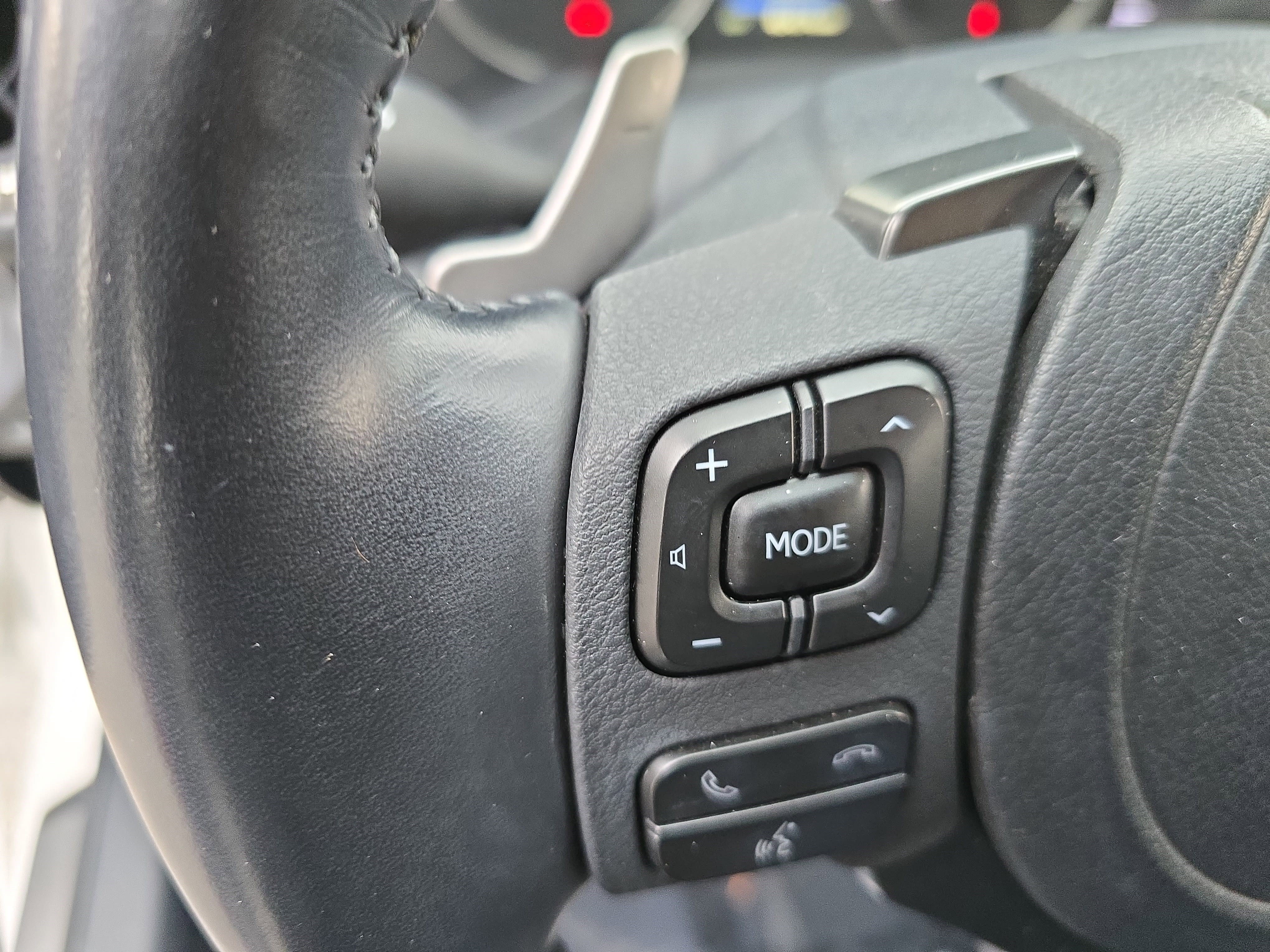 Used 2022 Lexus IS 300 w/ Premium Package image 17