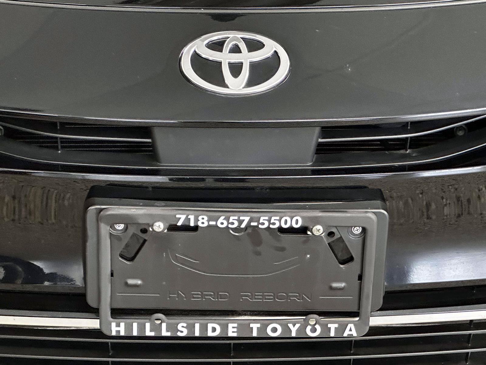 Certified 2024 Toyota Prius Prime FWD image 9
