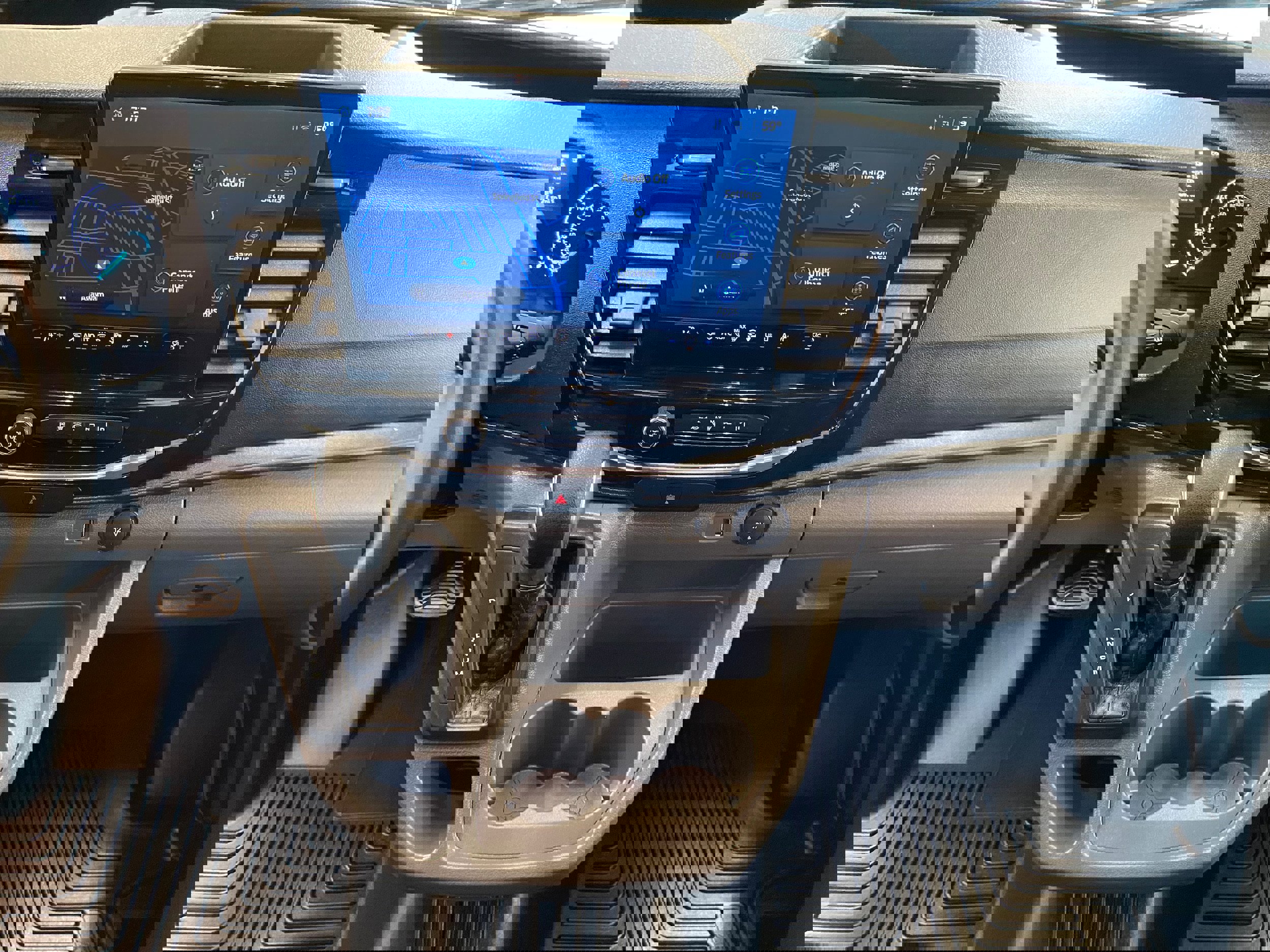 Certified 2025 Ford Transit 350 XLT image 23