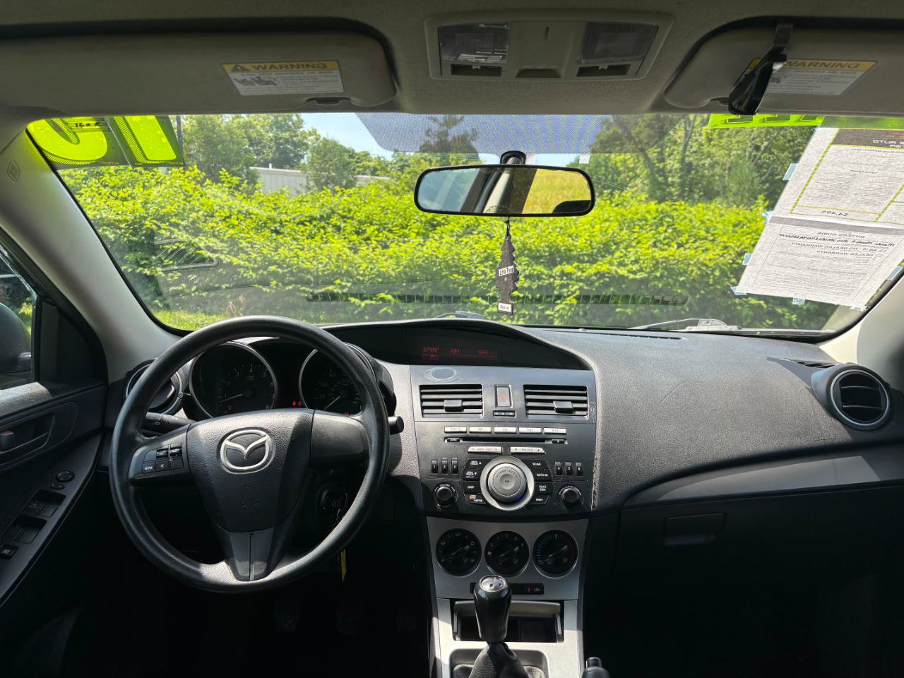 Used 2010 MAZDA MAZDA3 i Sport FWD image 10