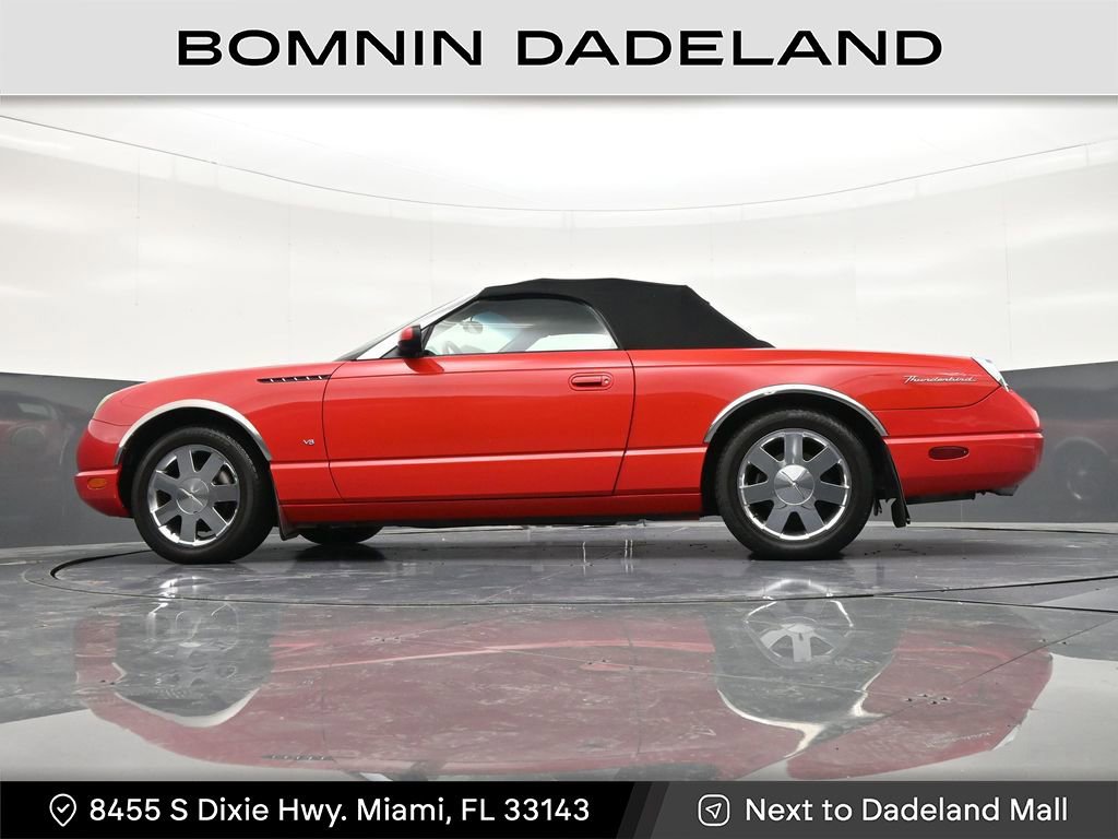 Used 2003 Ford Thunderbird image 23
