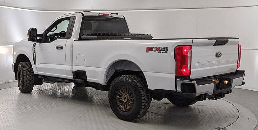 Used 2024 Ford F250 XL w/ FX4 Off-Road Package image 4