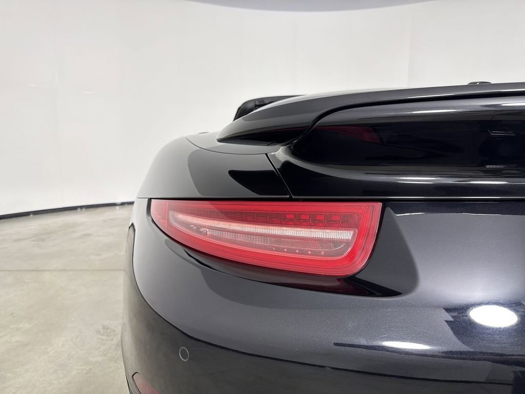 Certified 2015 Porsche 911 Turbo AWD/4WD image 18