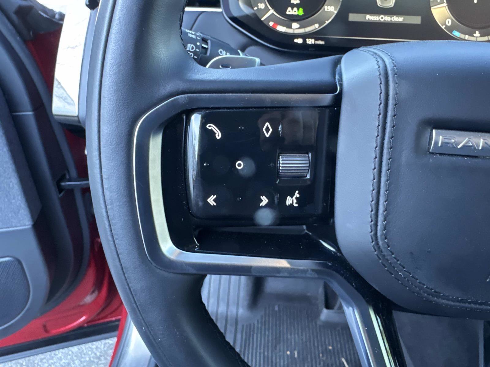 Certified 2023 Land Rover Range Rover Sport SE AWD/4WD image 32