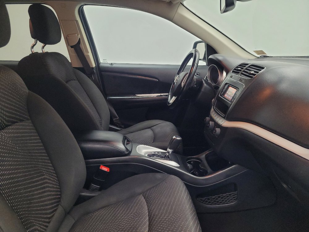Used 2020 Dodge Journey SE w/ SE Popular Equipment Group FWD image 21
