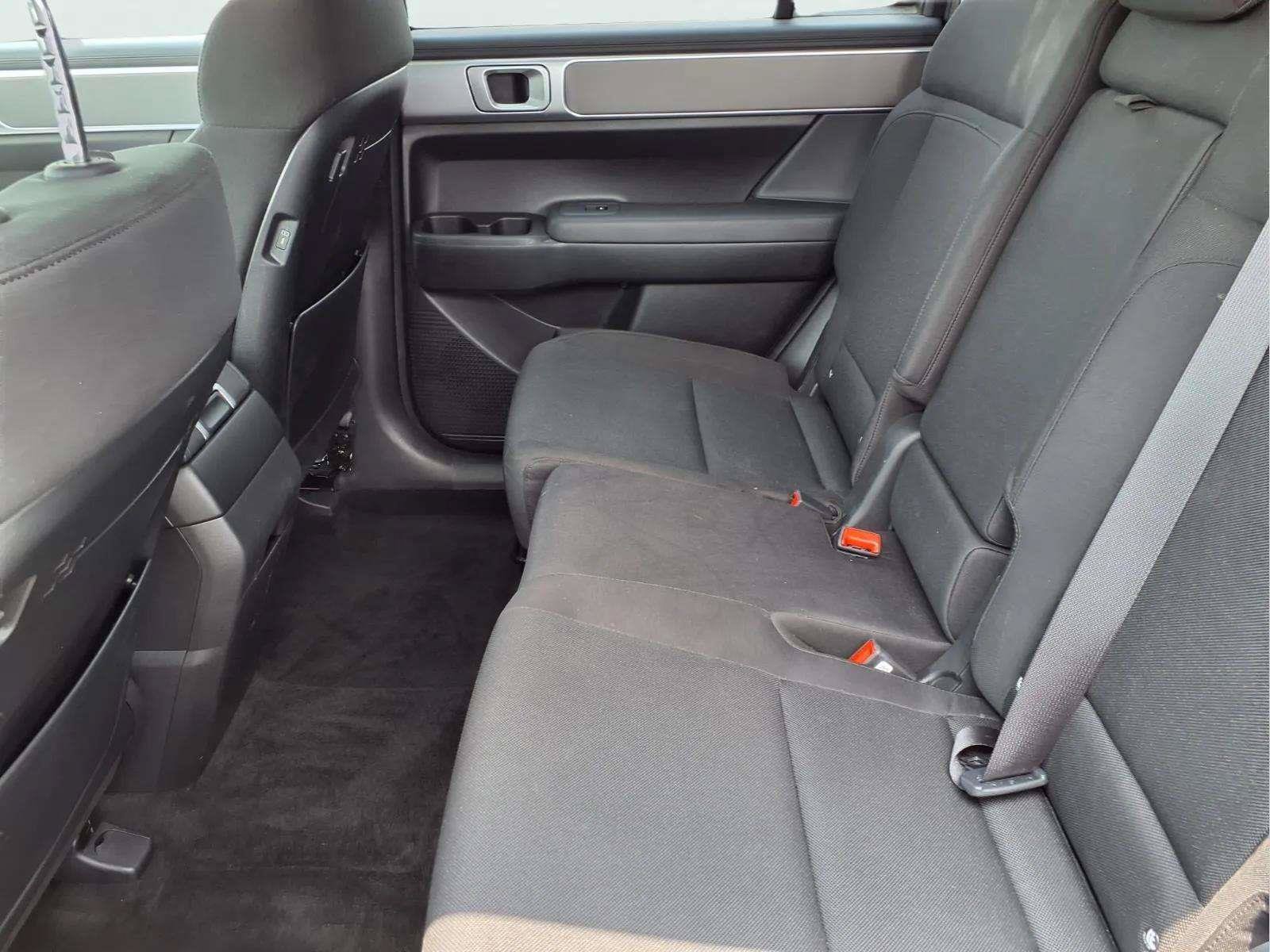 Certified 2026 Hyundai Santa Fe SE FWD image 9