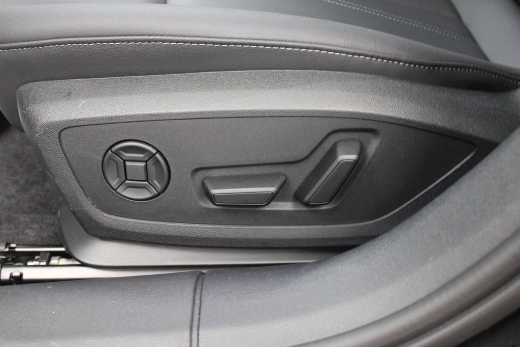 Used 2025 Audi A5 2.0T Premium Plus w/ Premium Plus AWD/4WD image 20