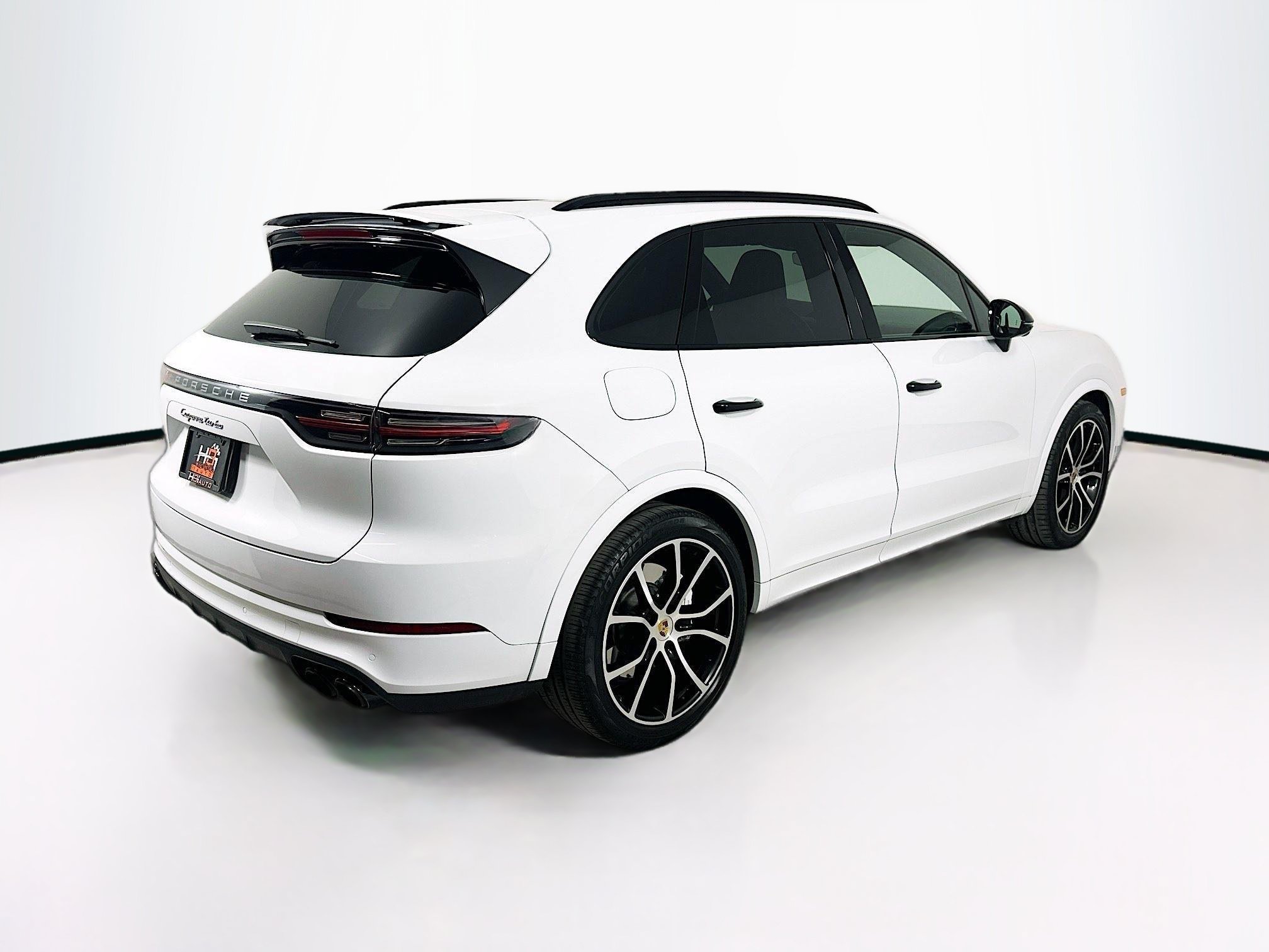 Used 2019 Porsche Cayenne Turbo w/ Premium Plus Package AWD/4WD image 6