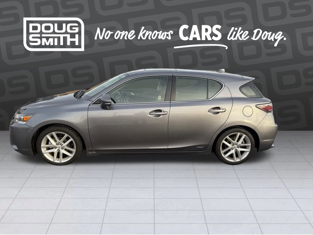 Used 2017 Lexus CT 200h w/ Seat Comfort Package image 2