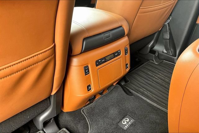 Used 2024 INFINITI QX80 Sensory AWD/4WD image 33