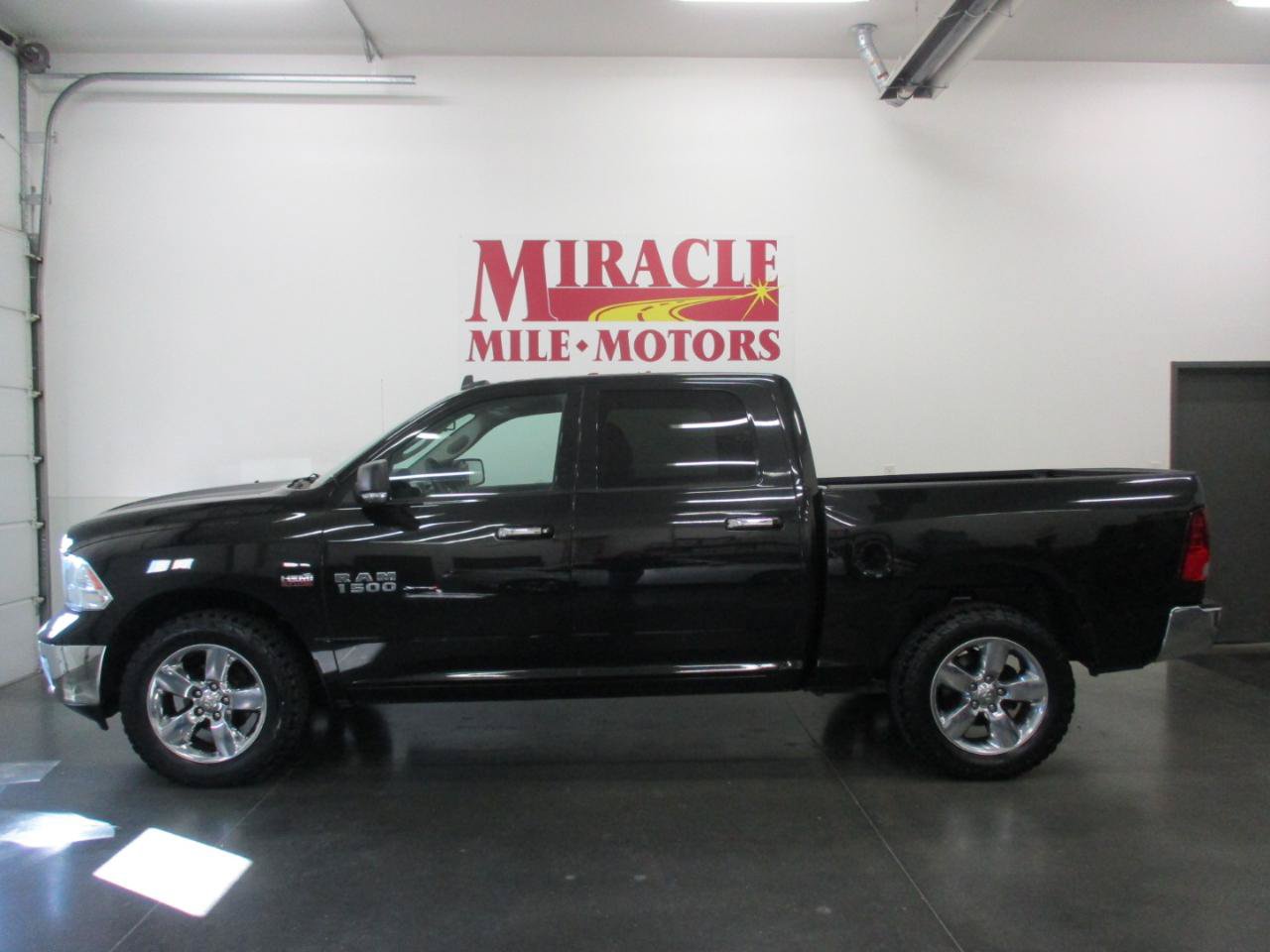 Used 2016 RAM 1500 Big Horn AWD/4WD image 2