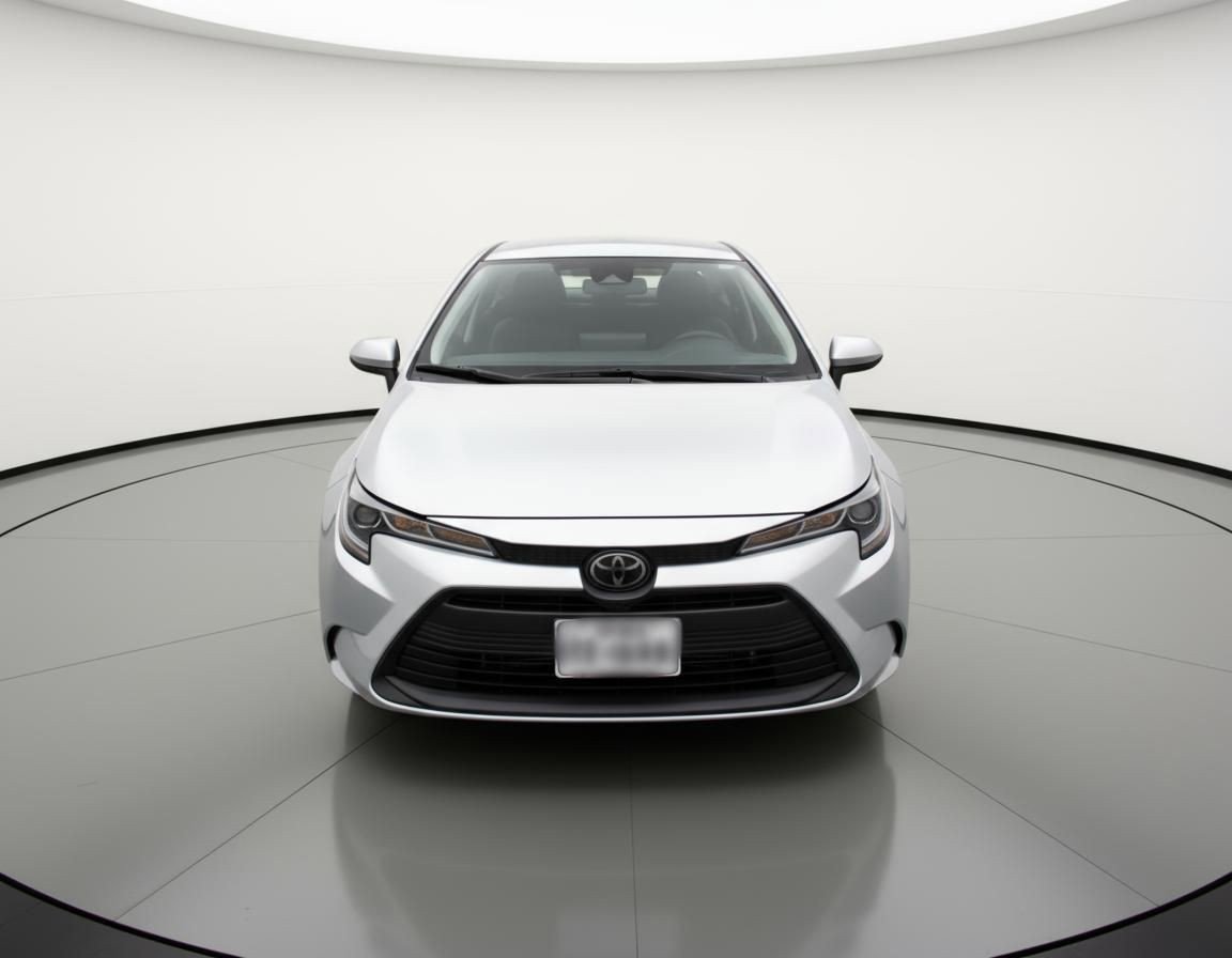 Used 2025 Toyota Corolla LE image 2