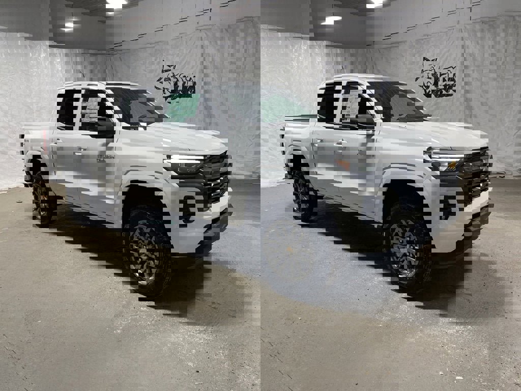 New 2025 Chevrolet Colorado LT w/ LT Convenience Package image 1