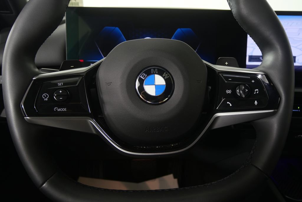 Certified 2025 BMW 530i RWD image 18