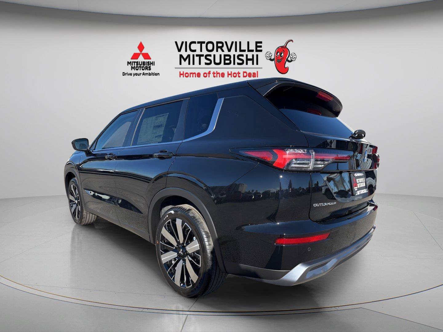 Used 2025 Mitsubishi Outlander SE AWD/4WD image 8