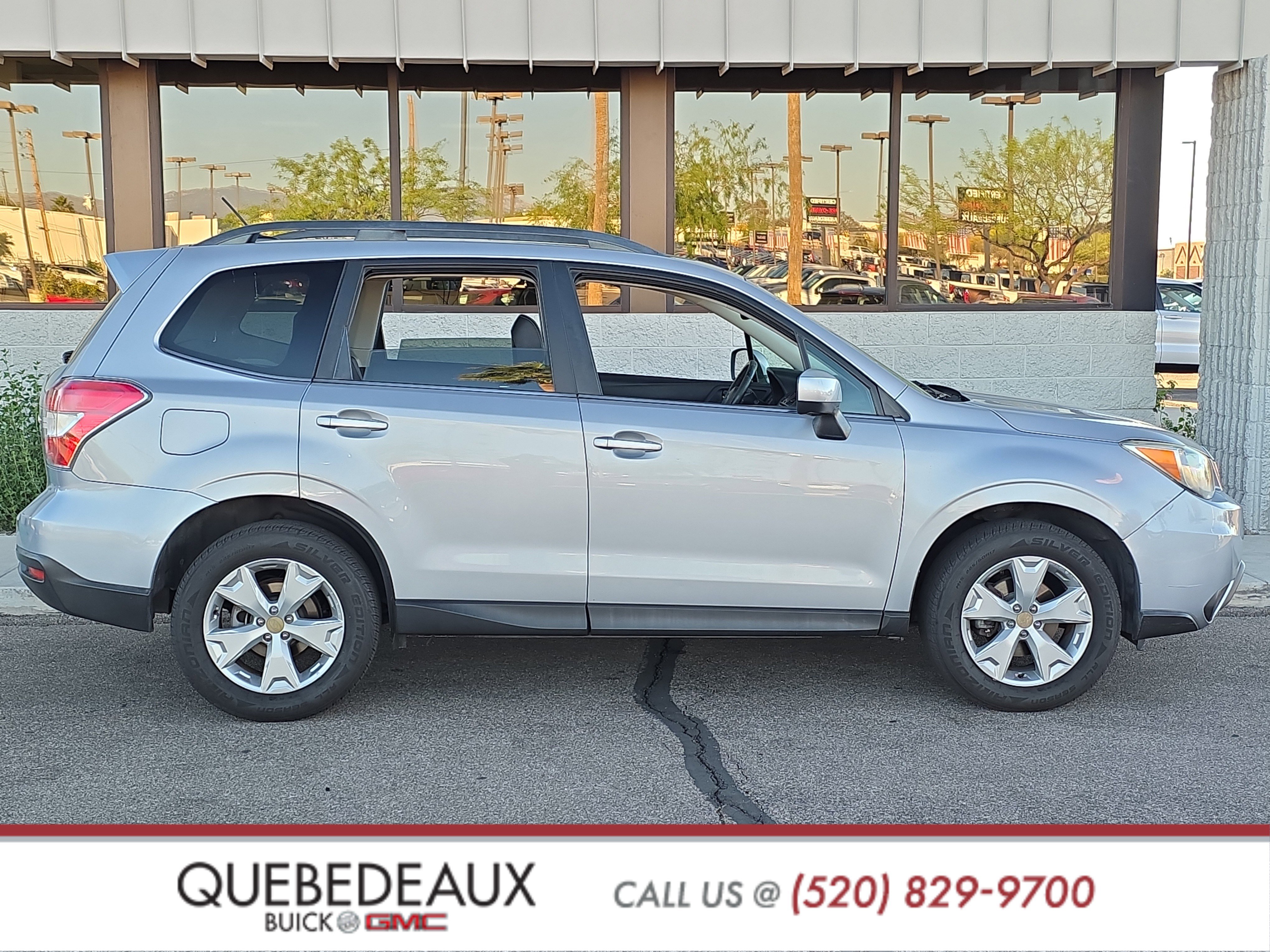 Used 2015 Subaru Forester 2.5i Limited AWD/4WD image 9