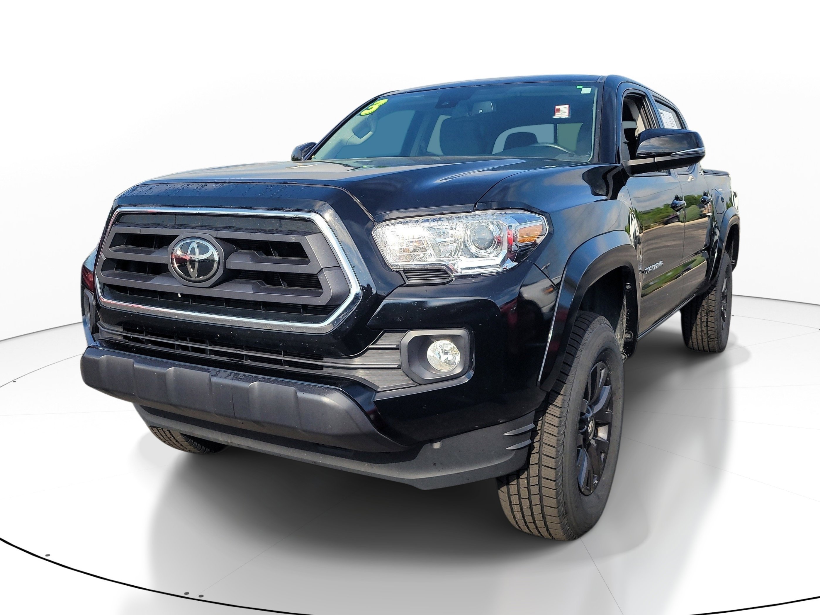 Used 2023 Toyota Tacoma SR5 w/ Technology Package AWD/4WD image 3