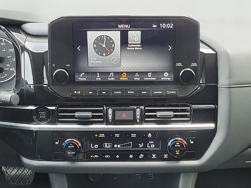Used 2025 Nissan Pathfinder SL AWD/4WD image 28