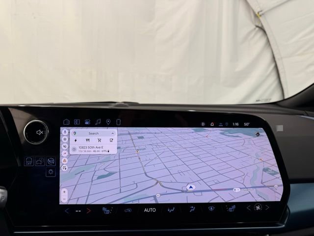 New 2026 Chevrolet Equinox EV LT AWD/4WD image 35