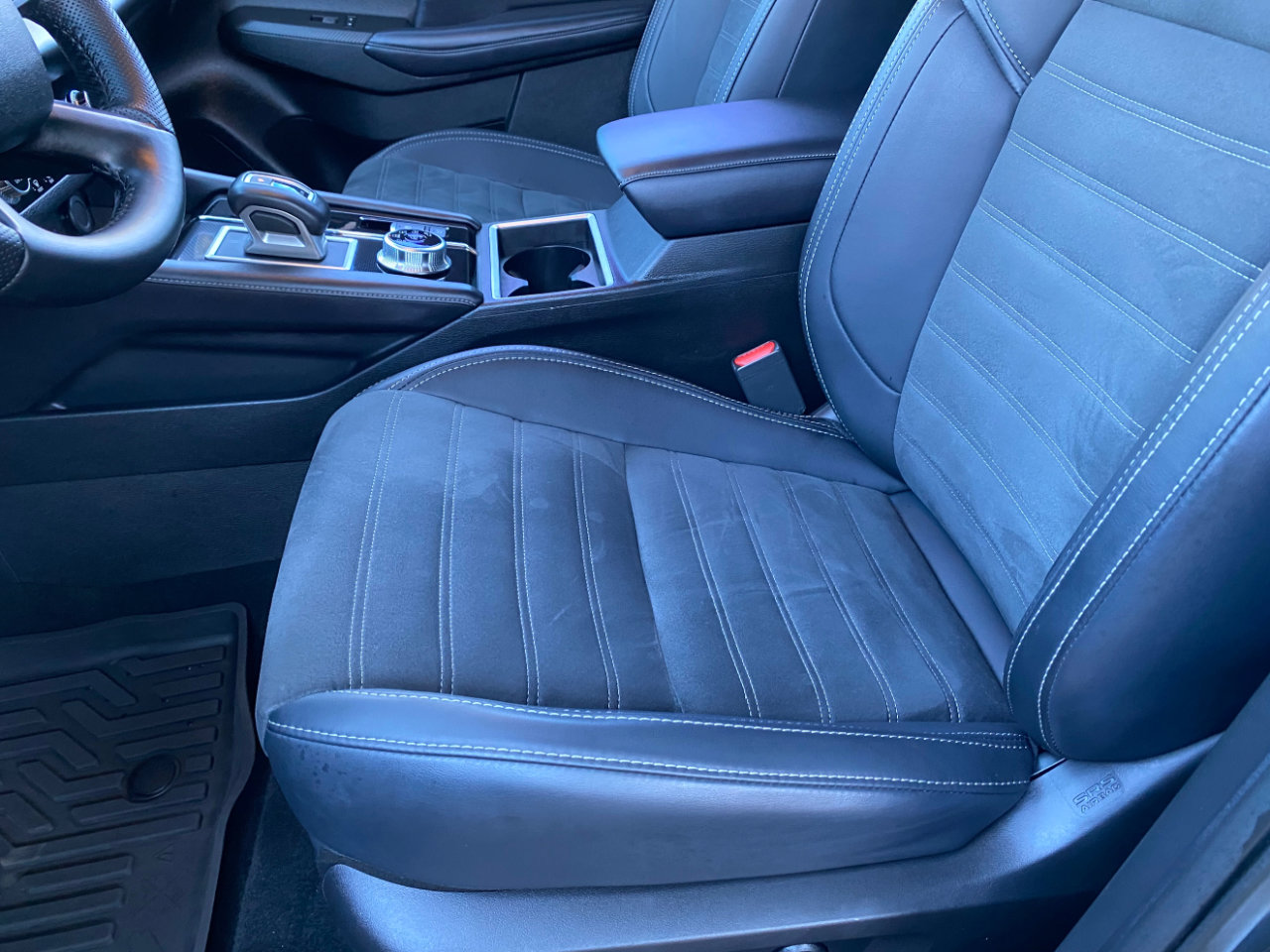 Used 2024 Mitsubishi Outlander SE Black Edition image 28