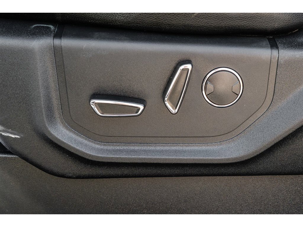 Used 2019 Ford F250 Lariat w/ Lariat Value Package image 18