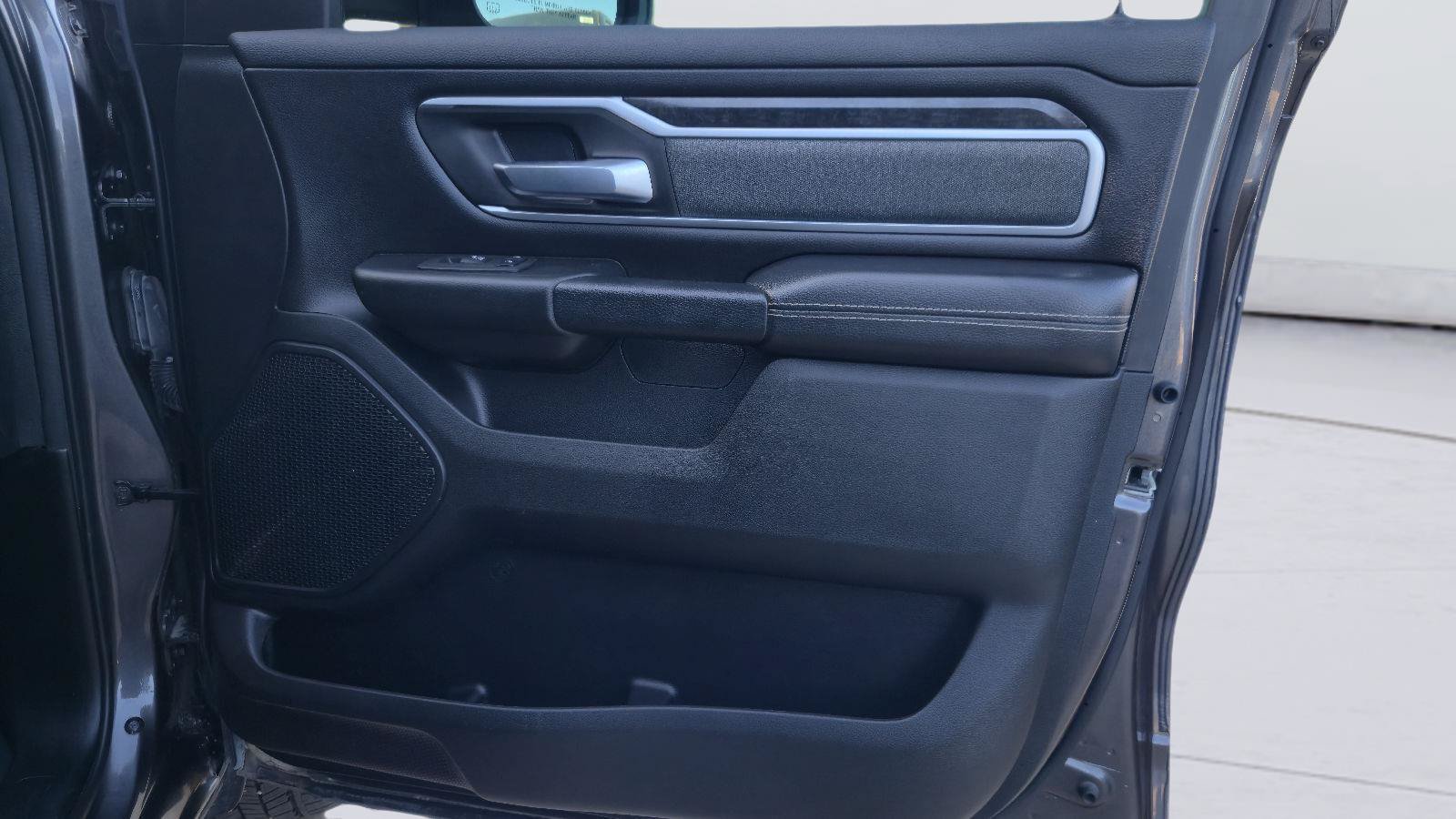 Used 2022 RAM 1500 Big Horn AWD/4WD image 22
