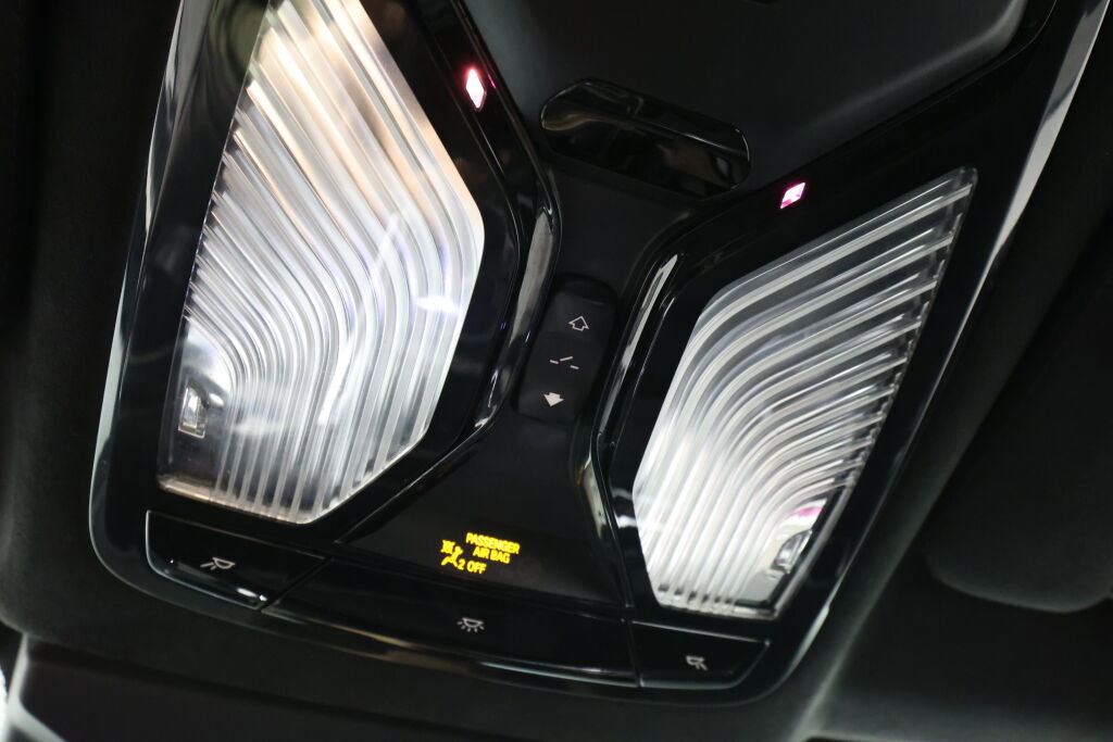 Used 2024 BMW X5 xDrive40i w/ M Sport Package image 38