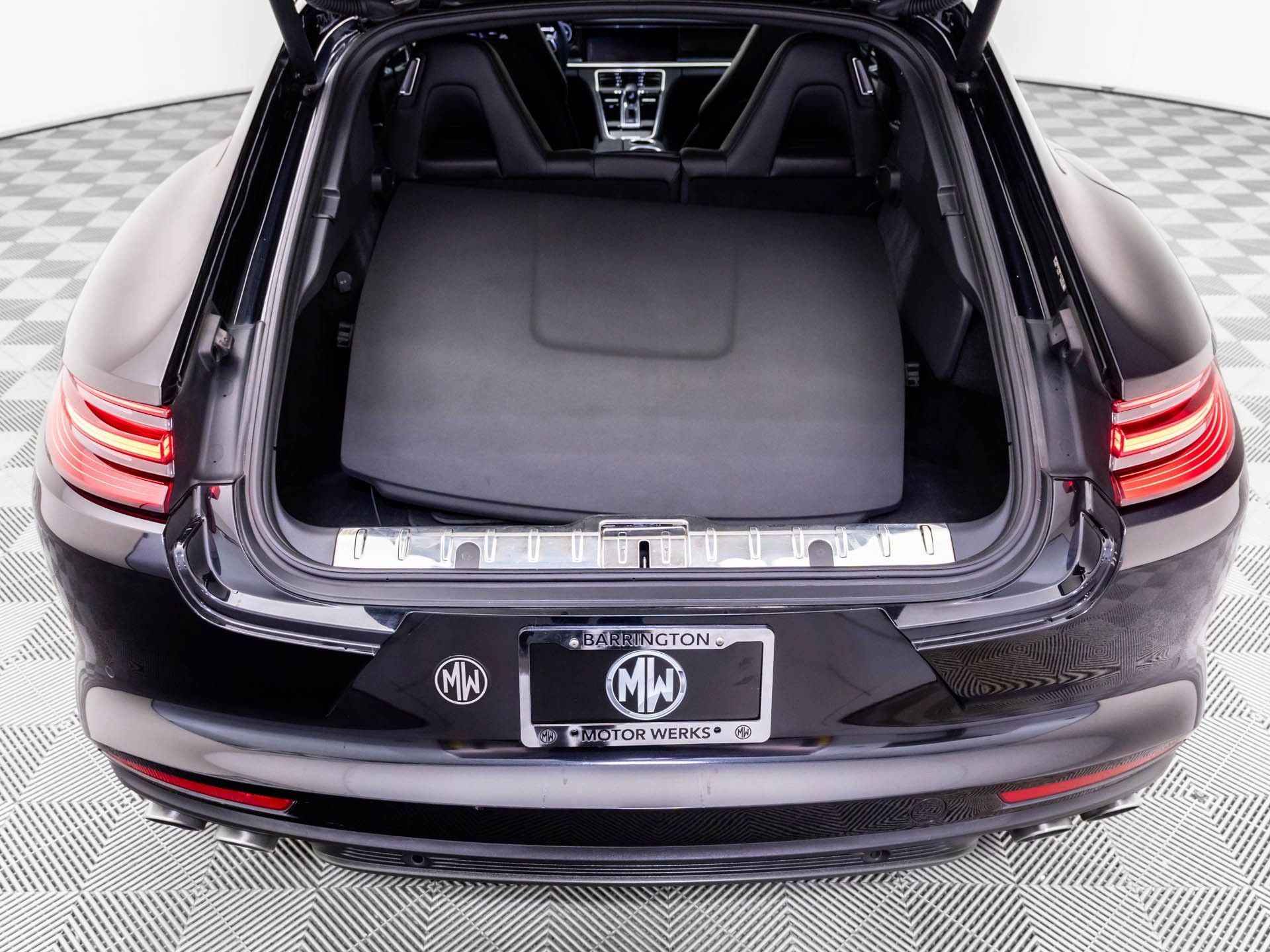 Used 2017 Porsche Panamera 4S image 29