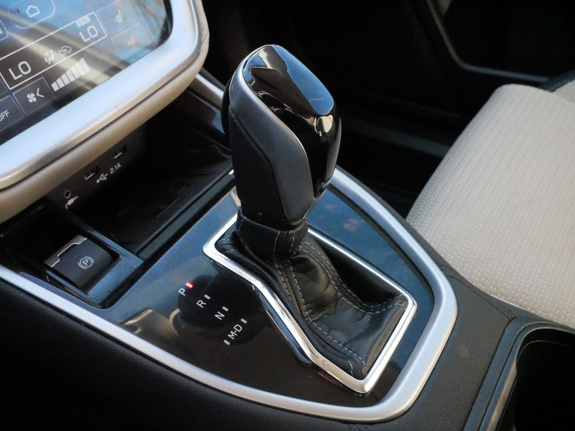 Used 2022 Subaru Outback Premium image 24