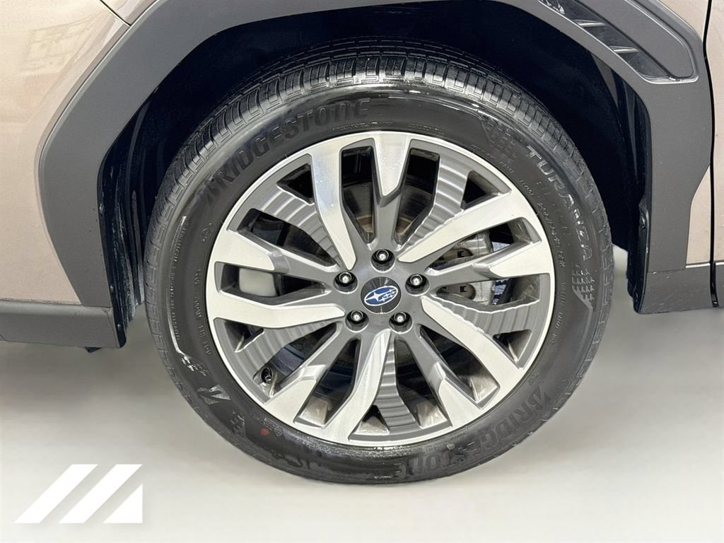 Used 2025 Subaru Forester Touring AWD/4WD image 35