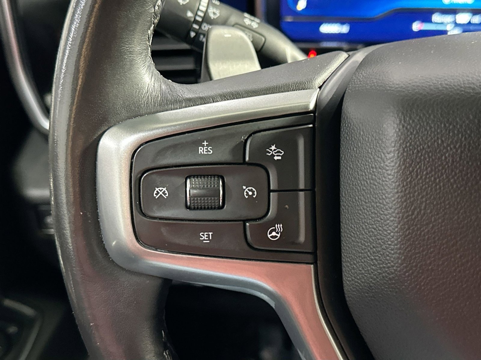 Used 2022 Chevrolet Silverado 1500 LTZ image 22