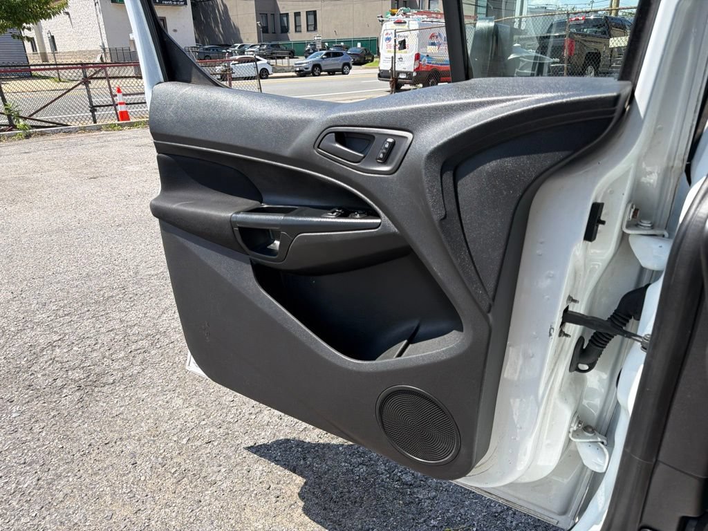 Used 2018 Ford Transit Connect XL FWD image 16