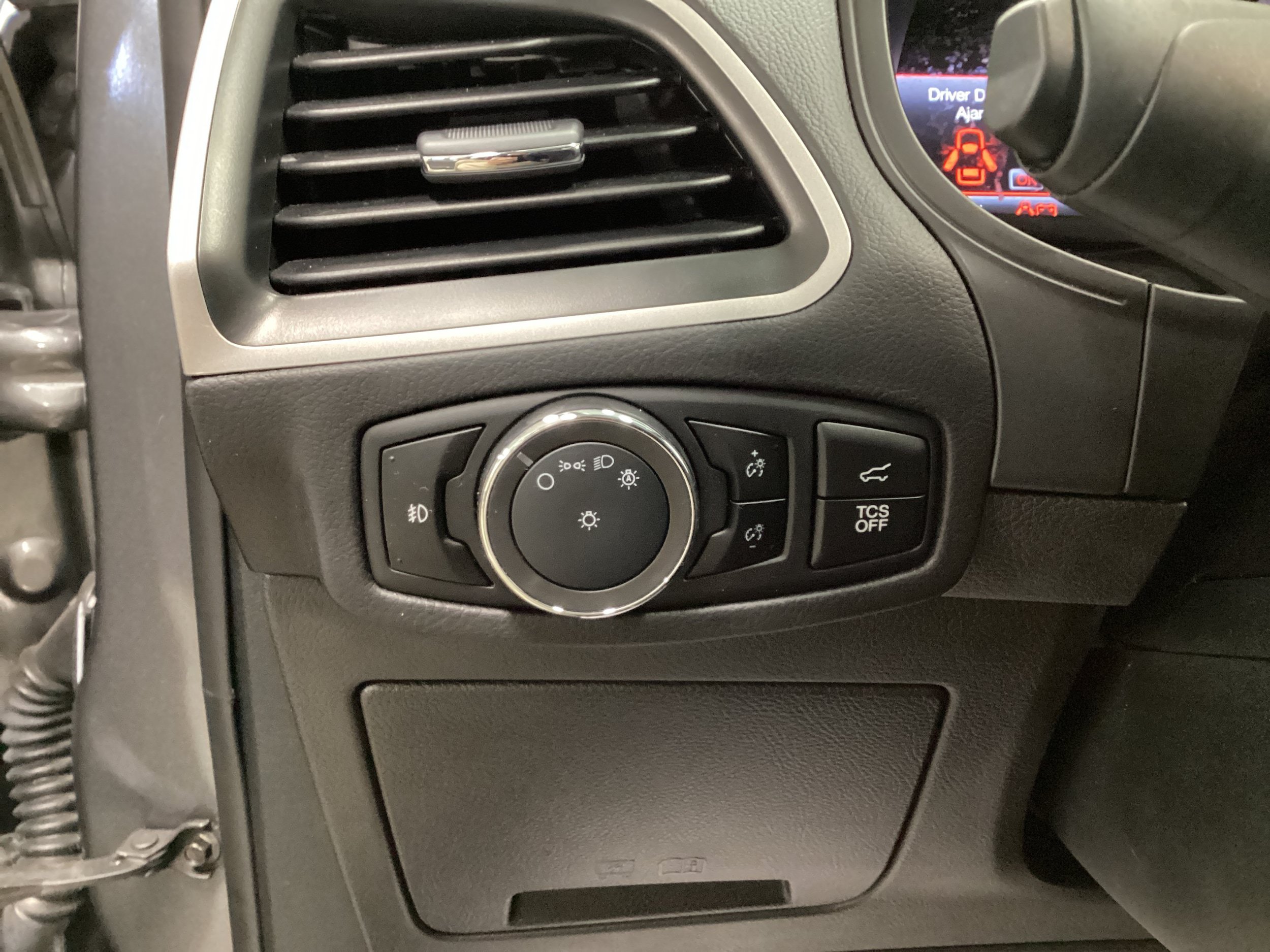 Used 2024 Ford Edge SEL w/ Convenience Package AWD/4WD image 20