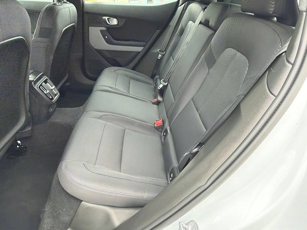 Used 2023 Polestar Polestar 2 AWD/4WD image 31