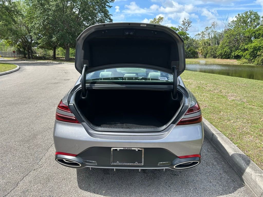 Used 2024 Genesis G70 2.5T image 10