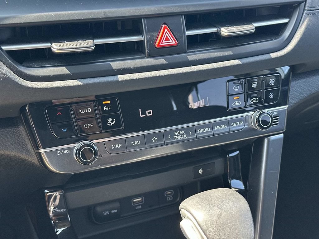 Used 2024 Kia Seltos SX AWD/4WD image 32
