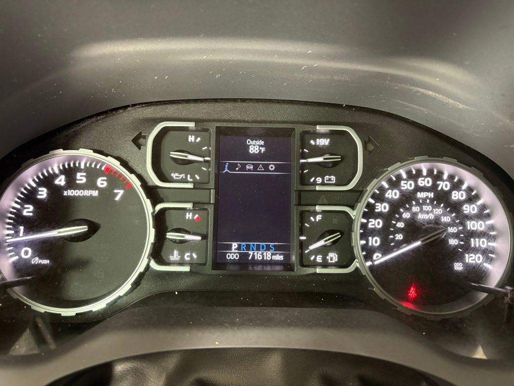 Used 2018 Toyota Tundra SR5 w/ TRD Off Road Package AWD/4WD image 21