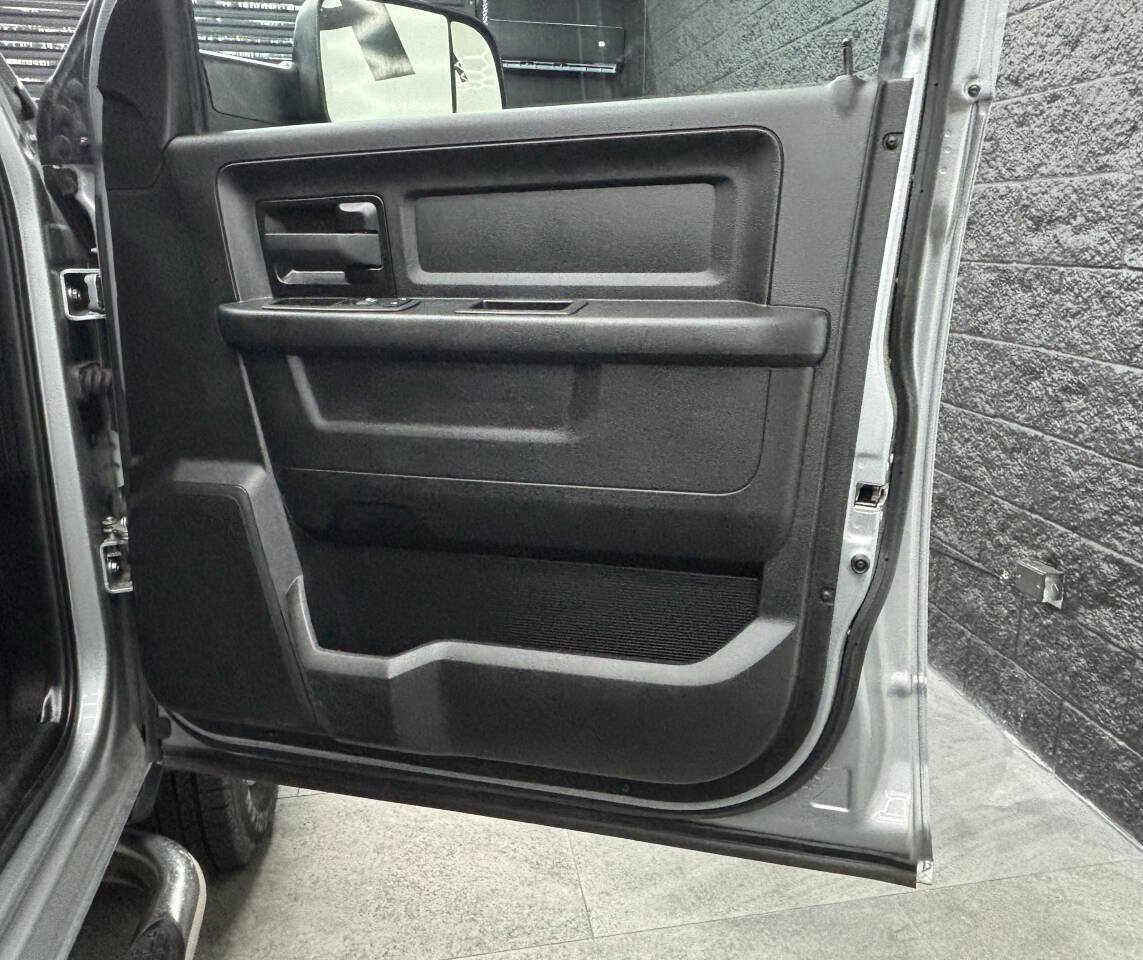 Used 2021 RAM 3500 Tradesman AWD/4WD image 32
