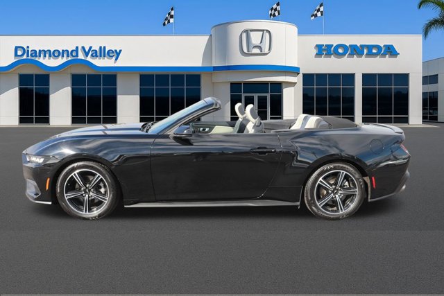 Used 2024 Ford Mustang Premium image 8