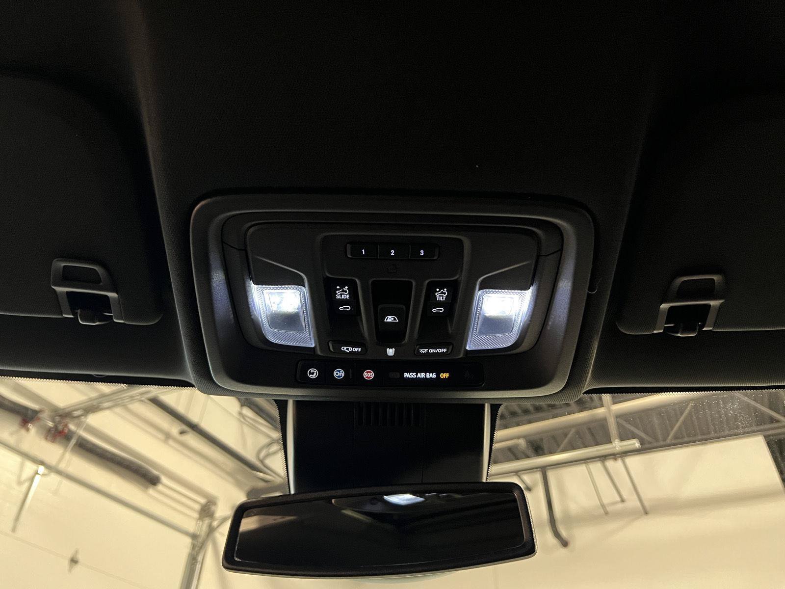 Used 2023 GMC Sierra 1500 AT4 w/ AT4 Preferred Package AWD/4WD image 25
