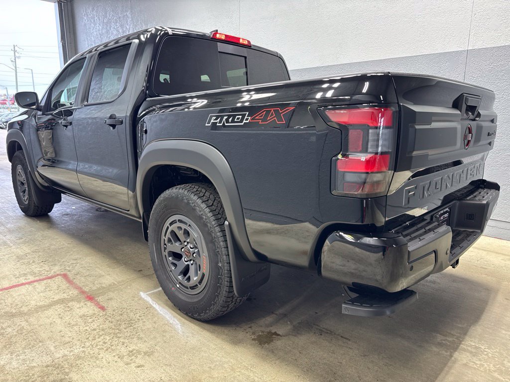 New 2026 Nissan Frontier PRO-4X w/ Tow Package AWD/4WD image 7