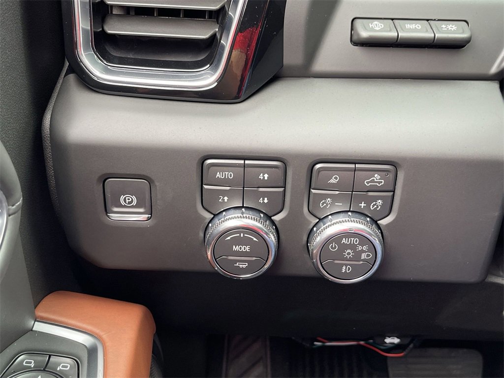 New 2026 GMC Sierra 3500 Denali Ultimate image 18