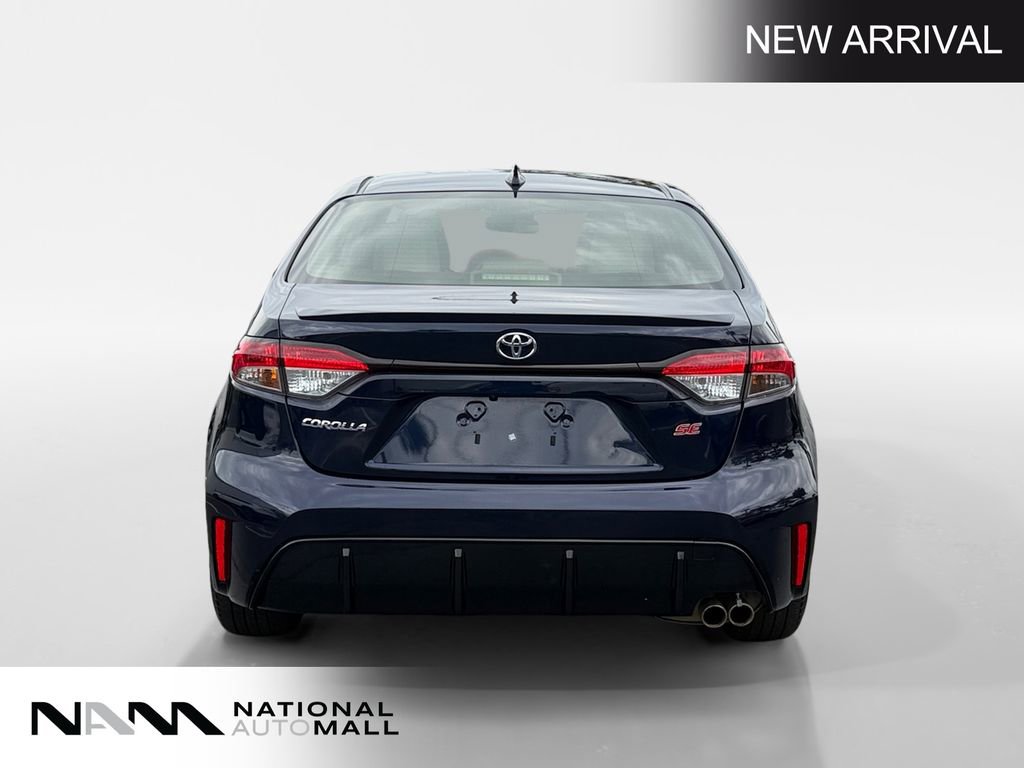 Used 2023 Toyota Corolla SE FWD image 4