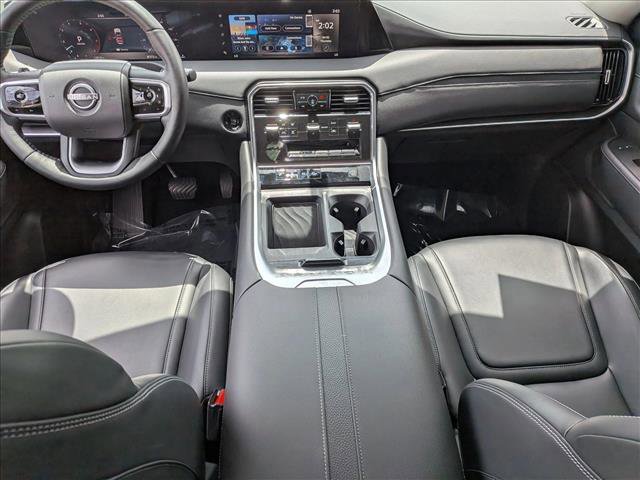 Used 2025 Nissan Armada SV image 15