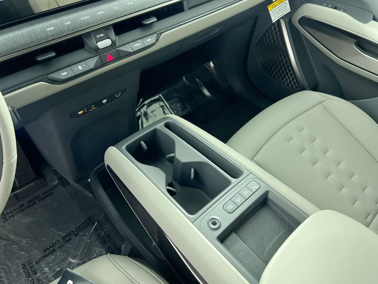 New 2026 Kia EV9 Wind AWD/4WD image 25