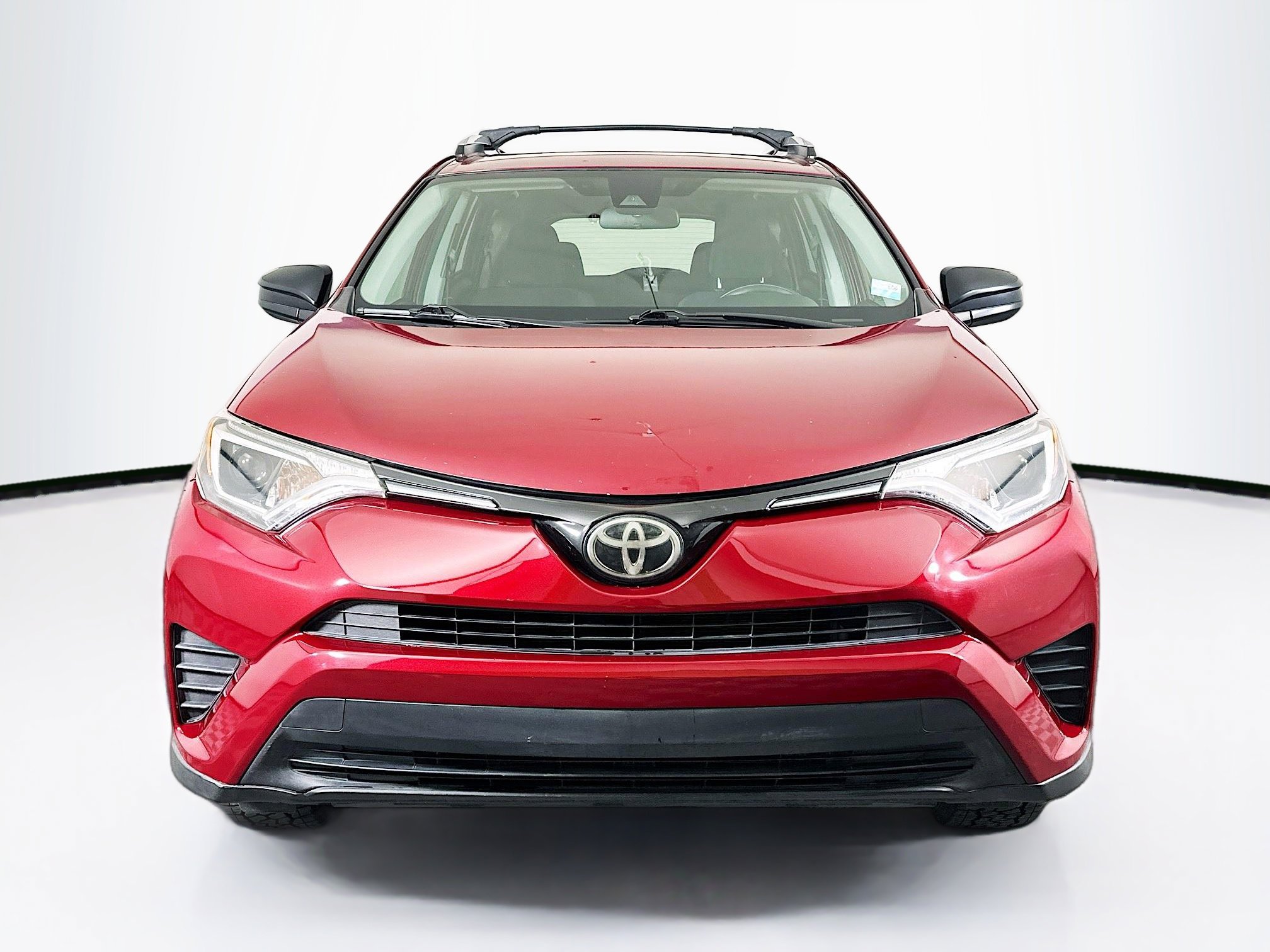 Used 2018 Toyota RAV4 LE w/ Carpet Mat Package image 2