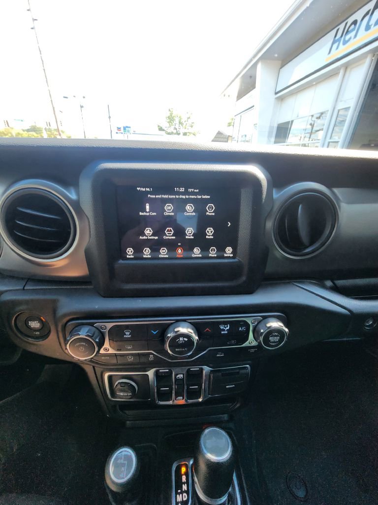 Used 2023 Jeep Wrangler Unlimited Sport image 7