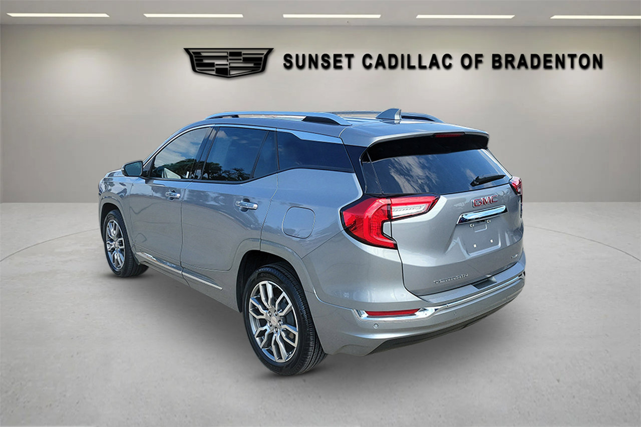 Used 2023 GMC Terrain Denali image 6